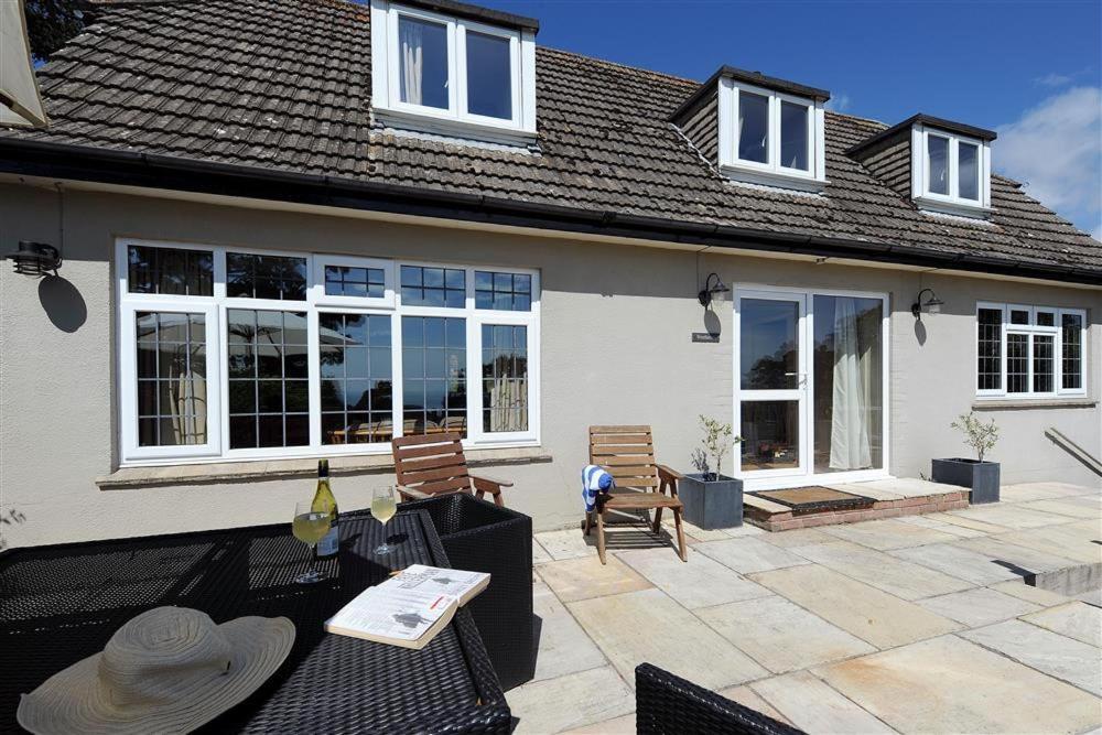 Westhaven Holiday home *