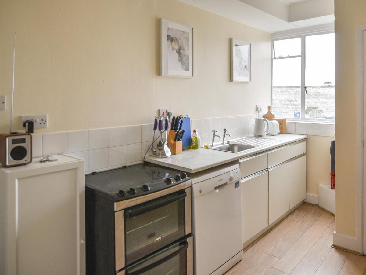 Flat 3, St Agnes House * Lyme Regis