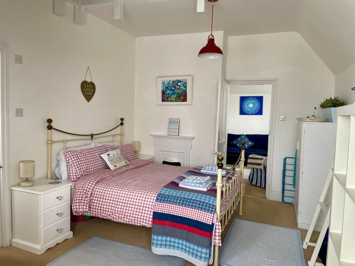 Apartamento Renovated Period Seaside Flat