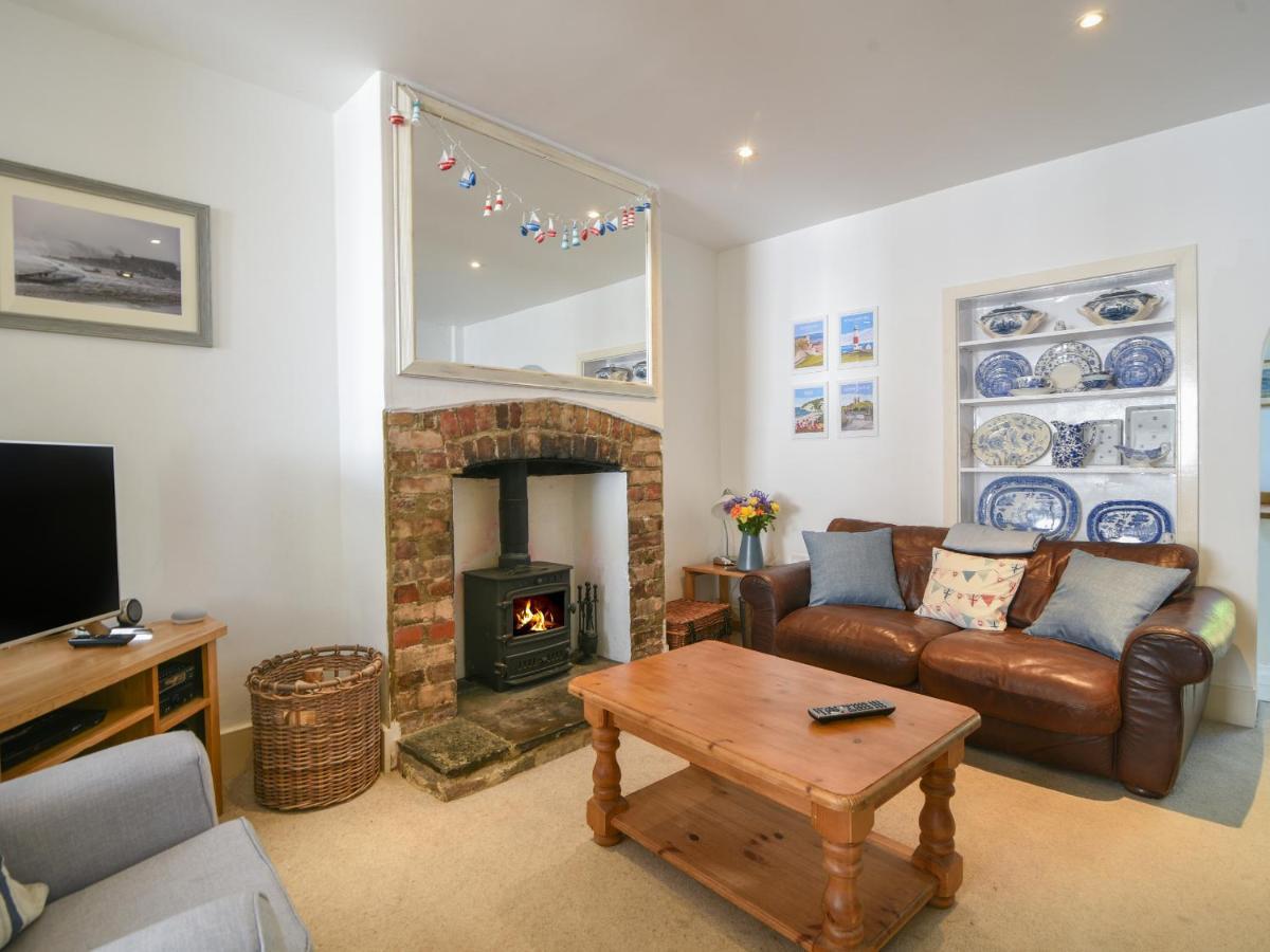 21 Mill Lyme Regis