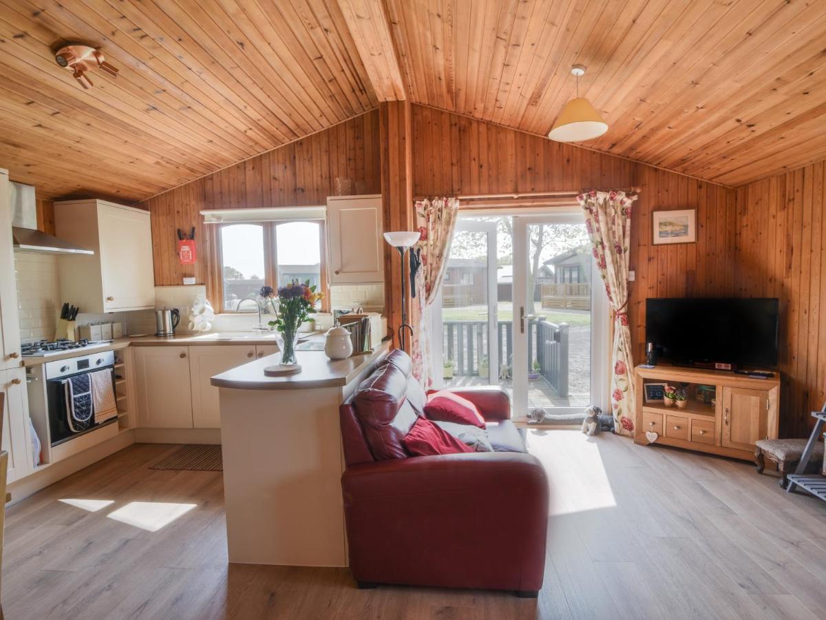 Oakwood 1 Pinewood Retreat * Lyme Regis