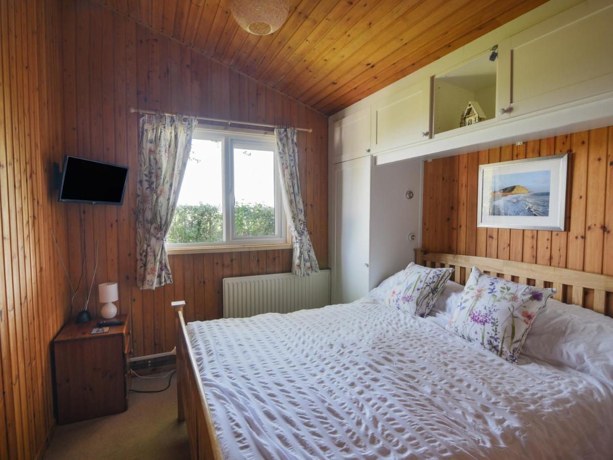 Holiday home Oakwood 1 Pinewood Retreat Lyme Regis