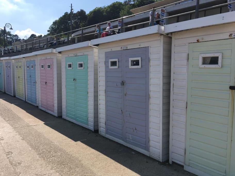 2 Dorset Mews * Lyme Regis