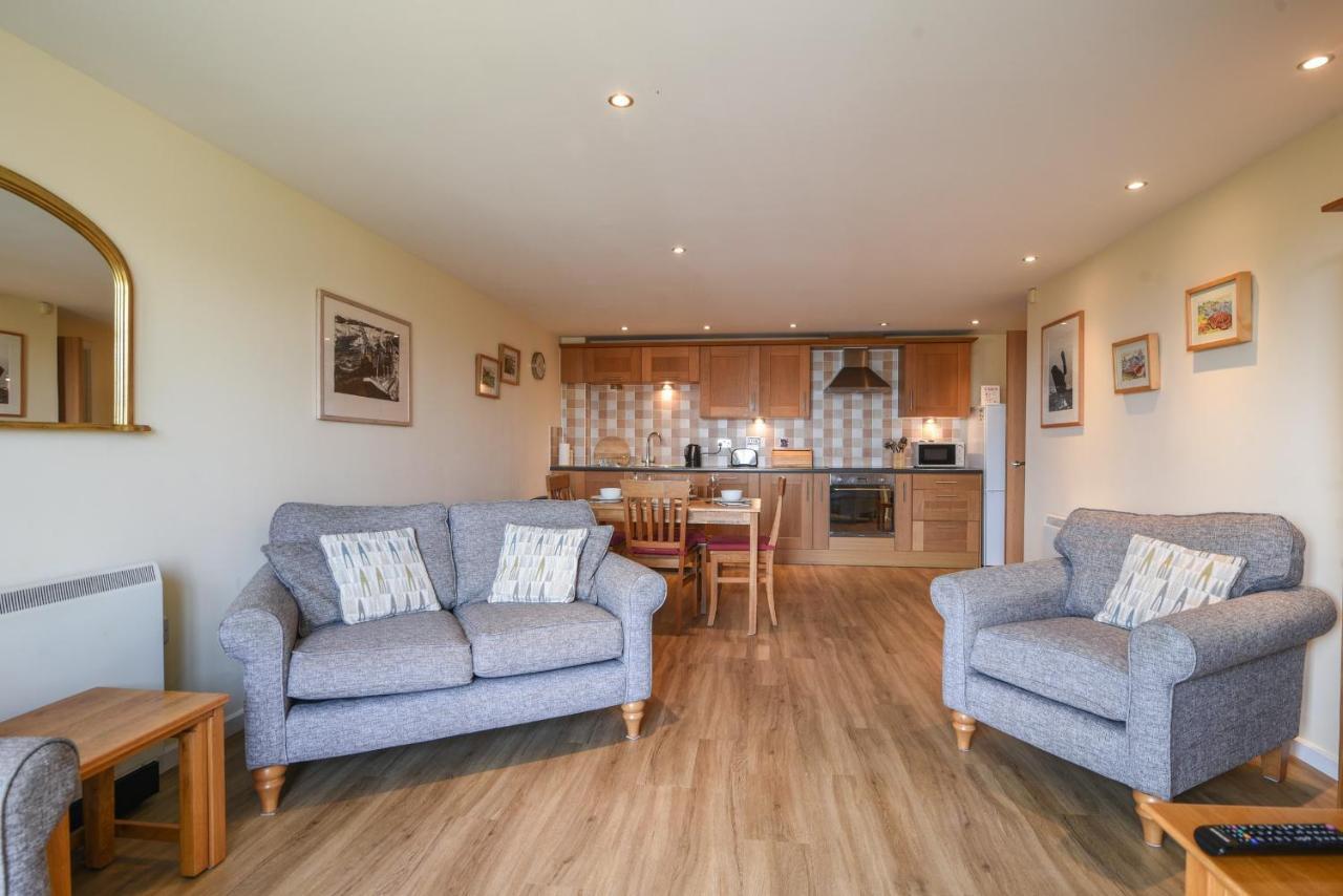 Apartment 5 Buckfields *