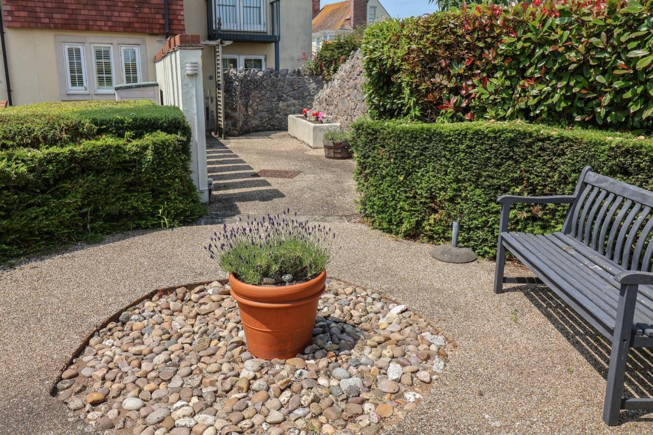 5 Buckfields Apartment Lyme Regis