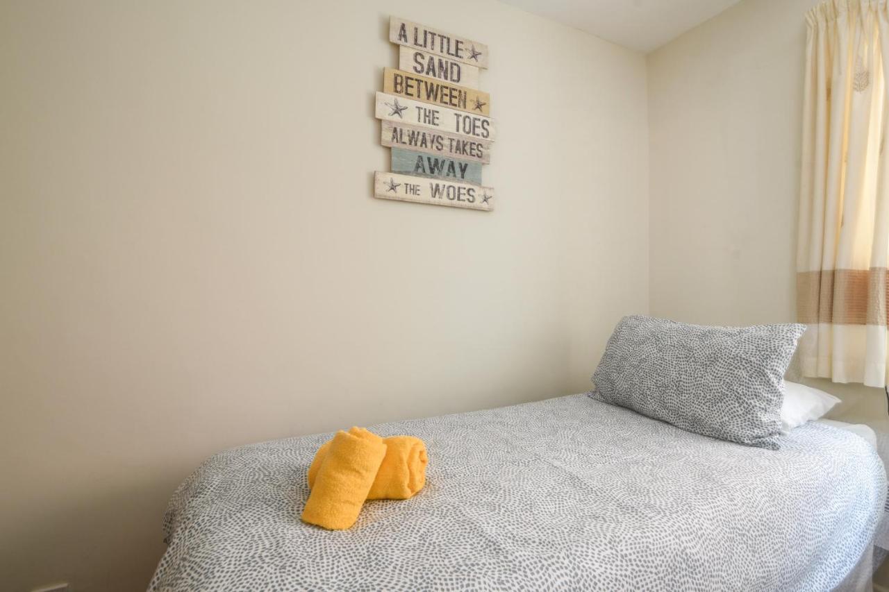 3 Bay View Court *
