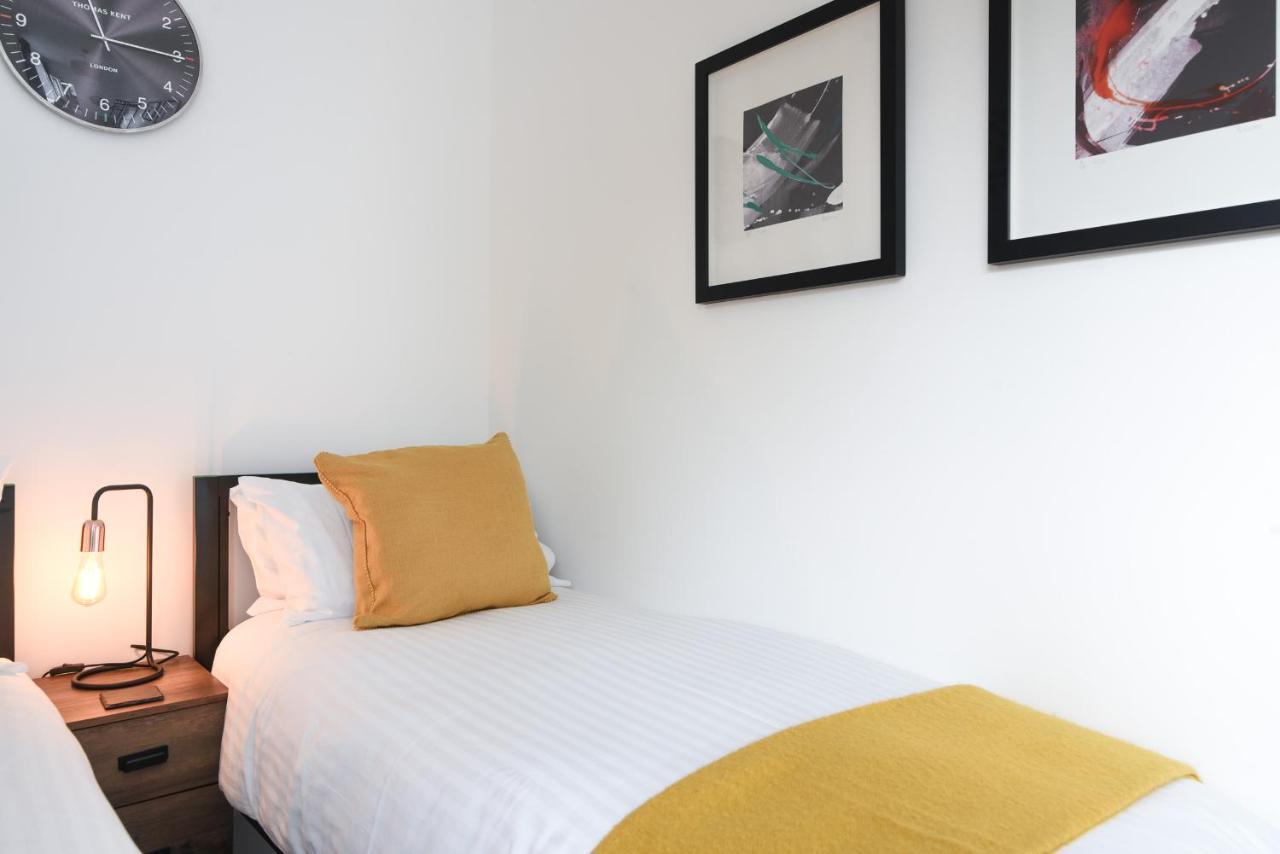Apartment Lyme Zest *