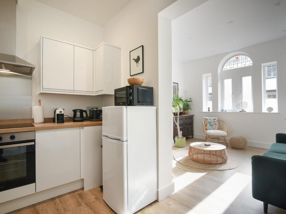 Seaward Apartment *
