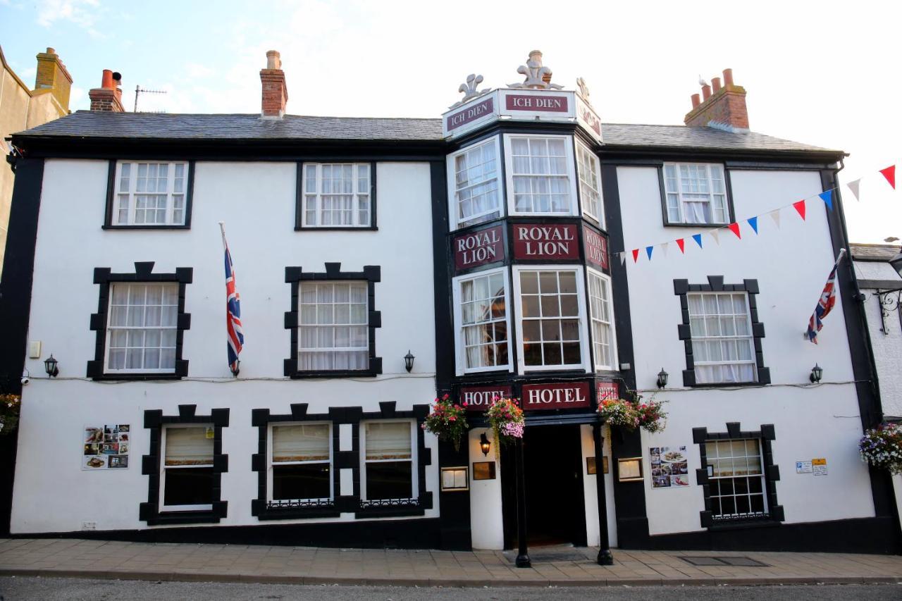The Royal Lion