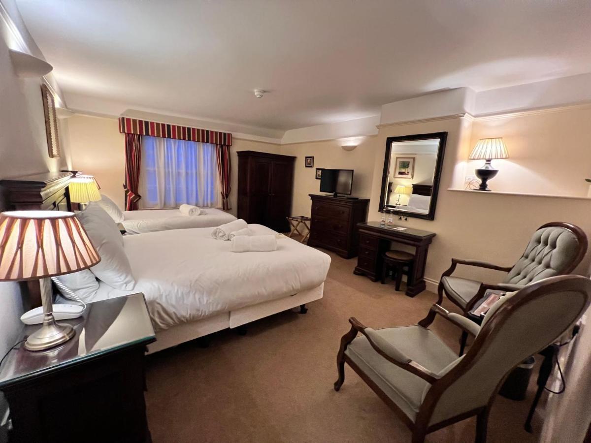 The Royal Lion 3*