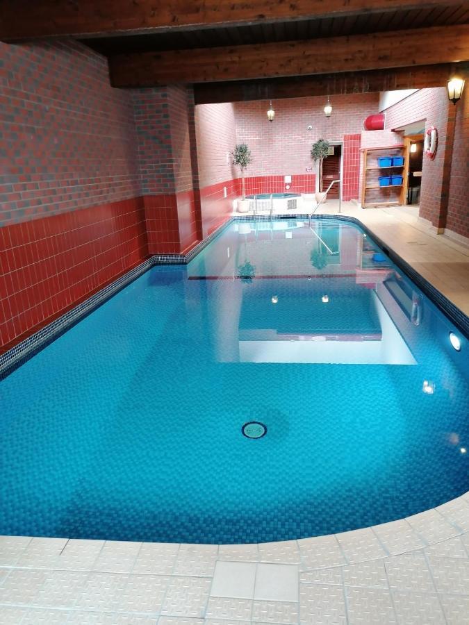 Hotel The Royal Lion 3*