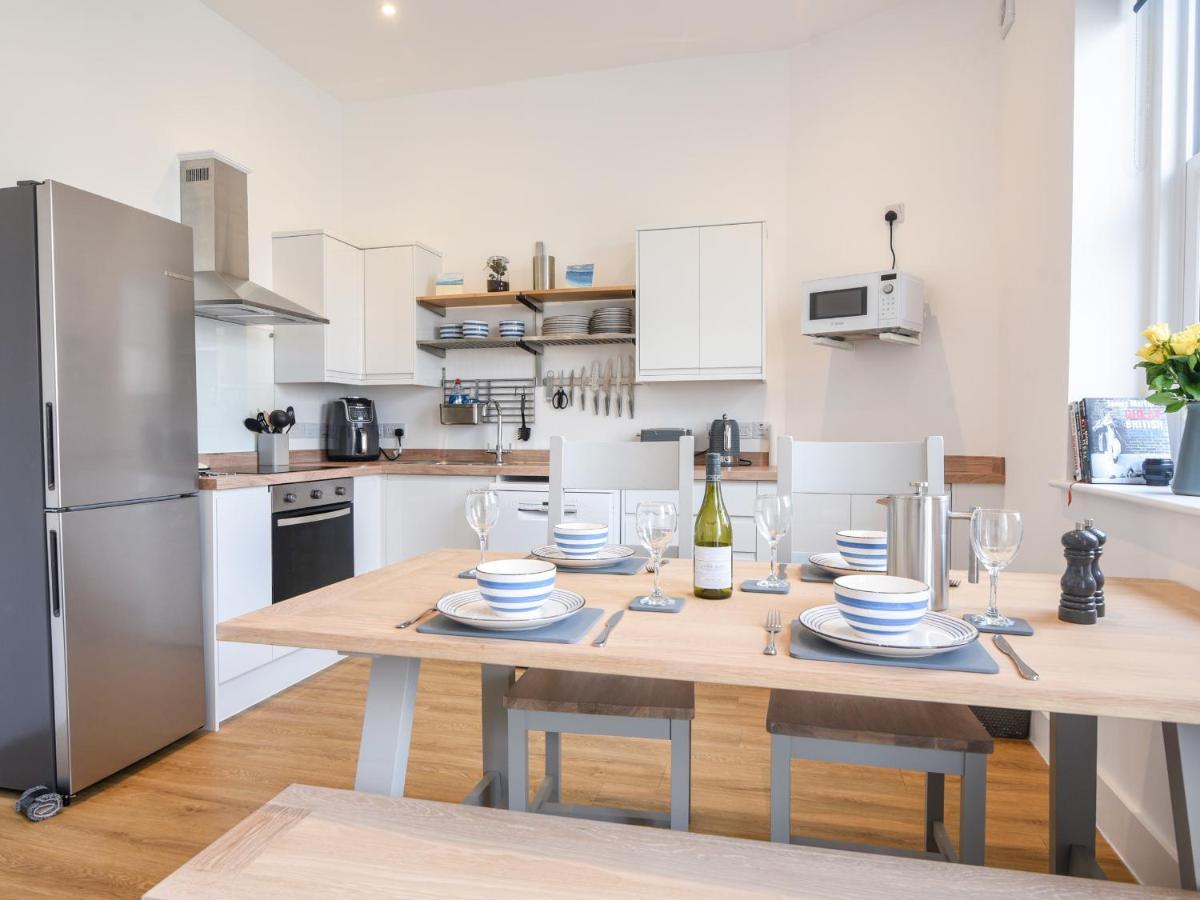 5 Victoria House Apartment Lyme Regis