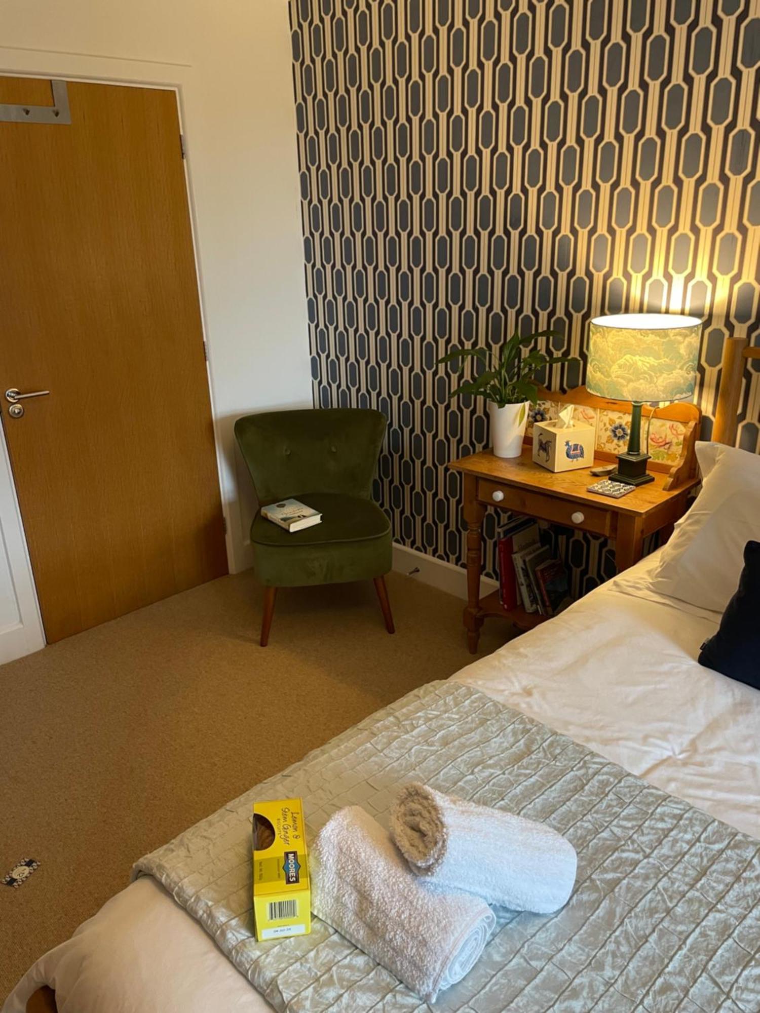 No 12 Bed & Breakfast 5*