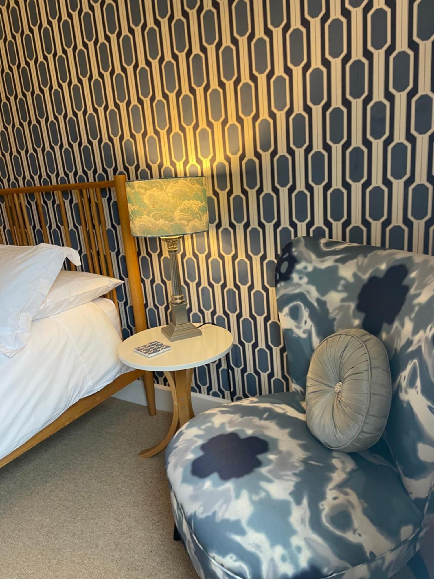No 12 Bed & Breakfast 5*