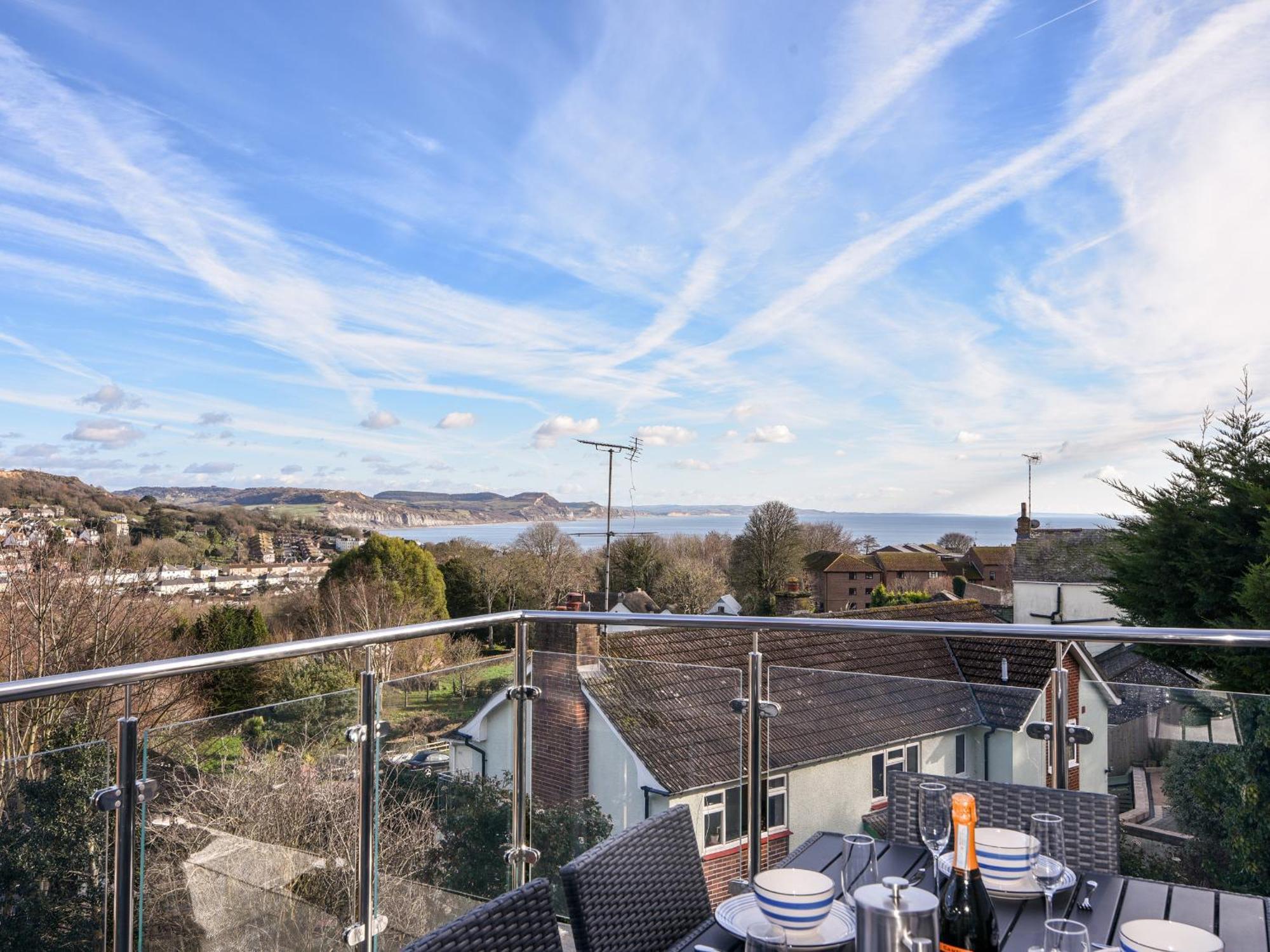 5 Victoria House Apartment Lyme Regis