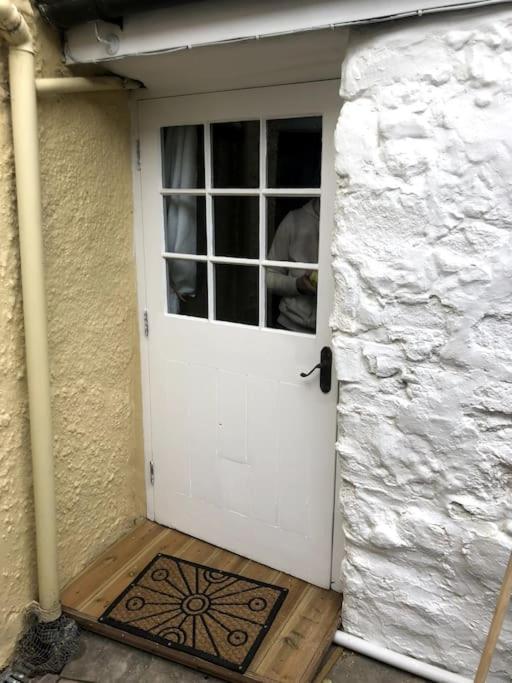 Apartment Lyme Clifftop Hideaway *
