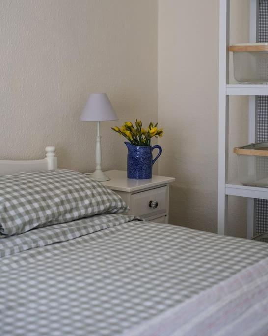 Holiday home With Seafront Hut, Lyme Regis, Dorset *