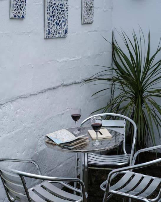 Holiday home With Seafront Hut, Lyme Regis, Dorset