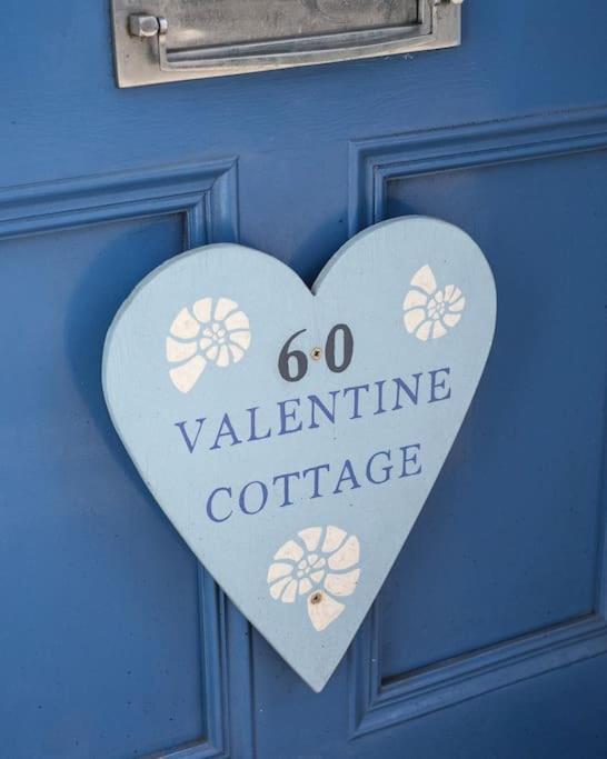 Holiday home With Seafront Hut, Lyme Regis, Dorset