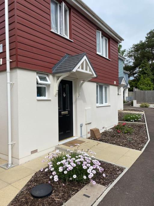 Seabreeze Retreat With Parking And A Large Garden * Lyme Regis