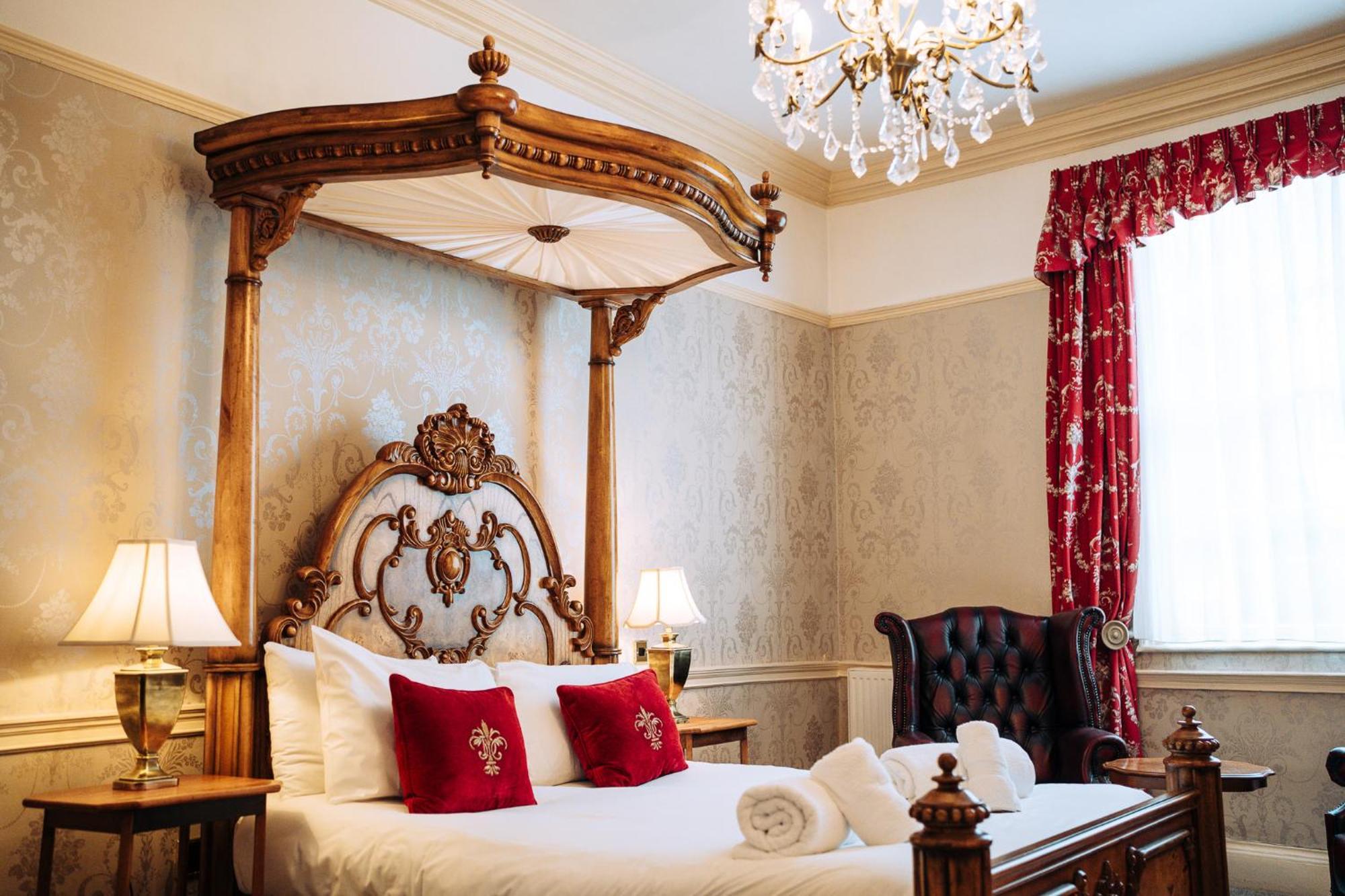The Royal Lion Hotel Lyme Regis