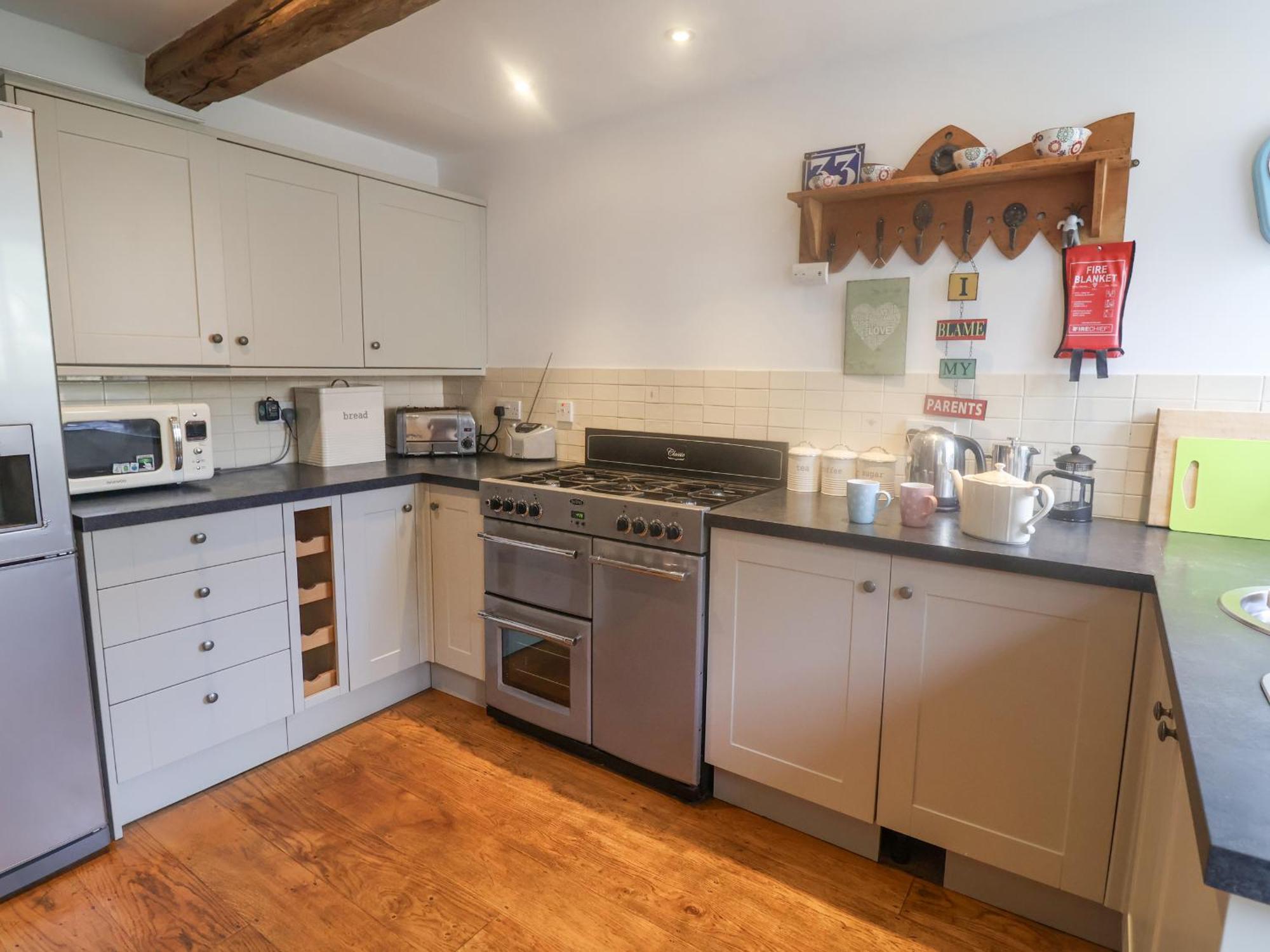 Holiday home Coombe Street *