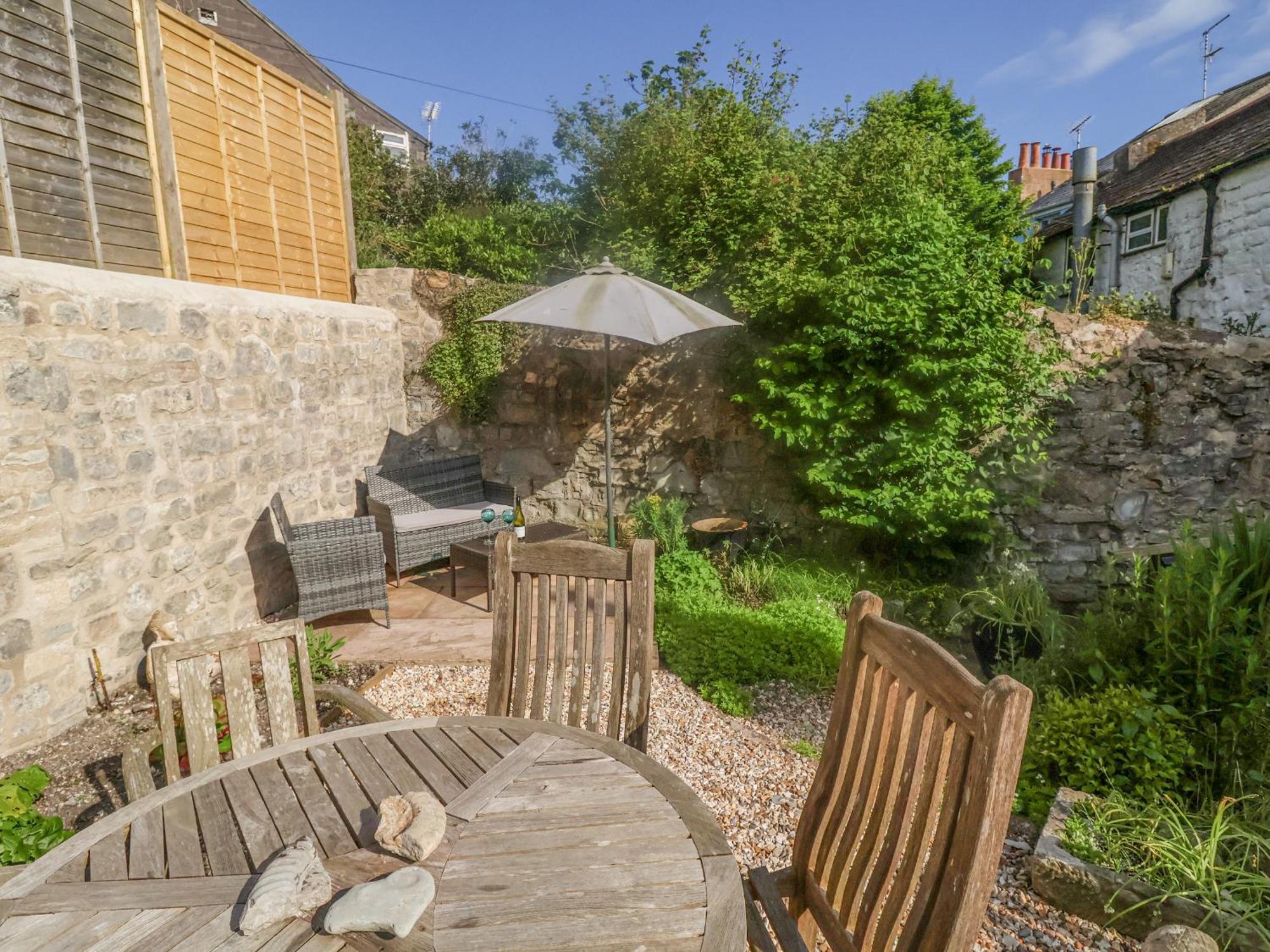 Holiday home Coombe Street