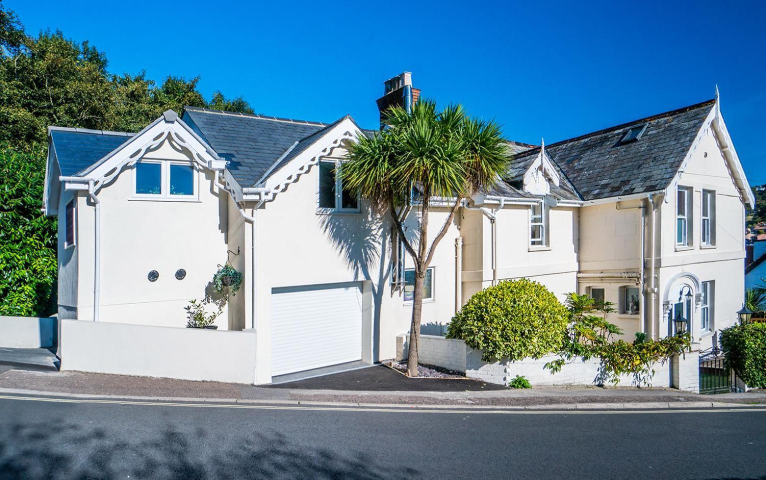 Westwood 4* Lyme Regis