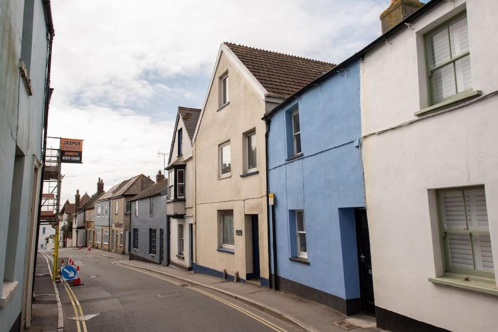 Apartment Seashells, Close To Seafront, Large Private Garden Lyme Regis