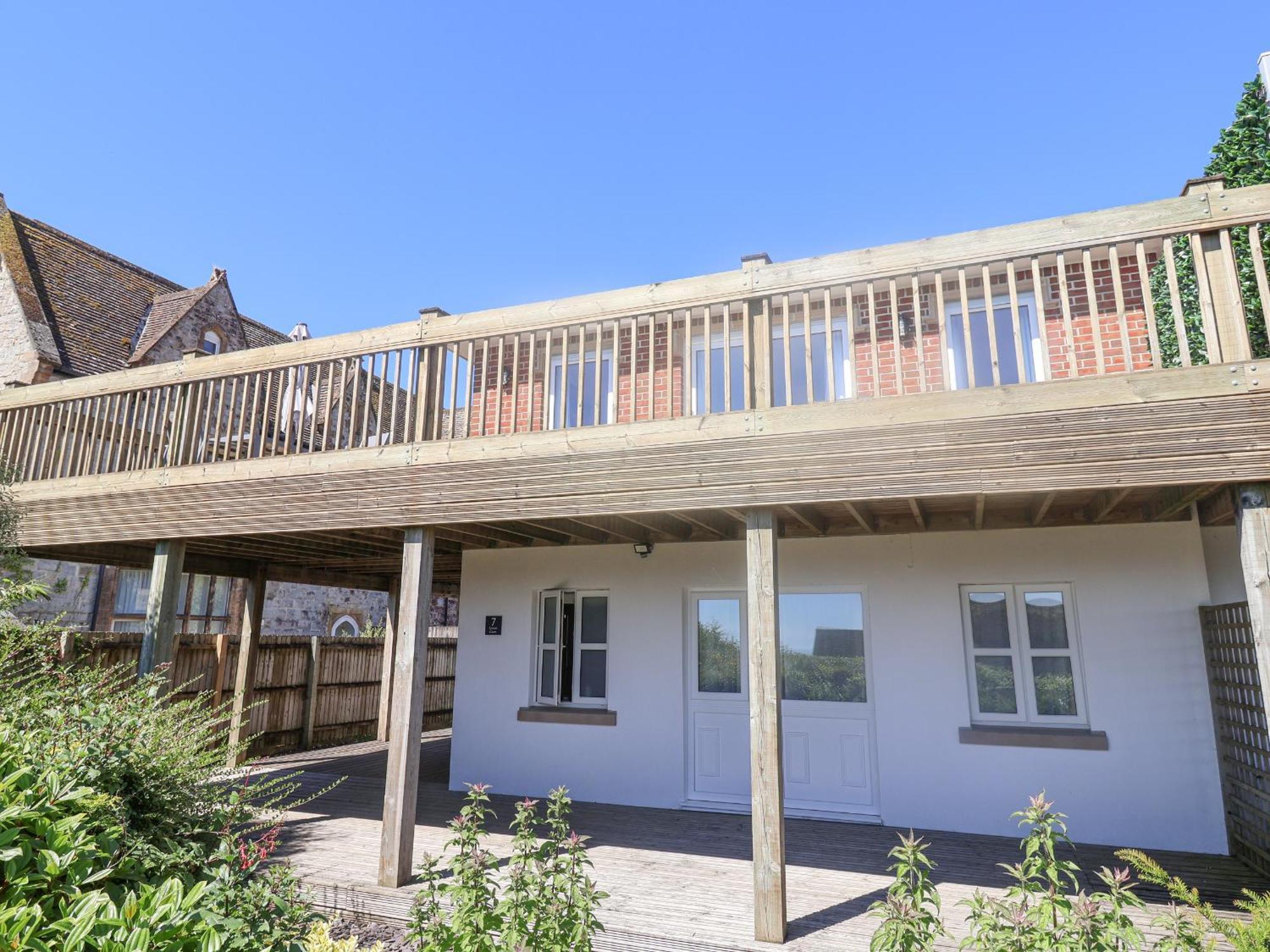 7 Coram Court Lyme Regis