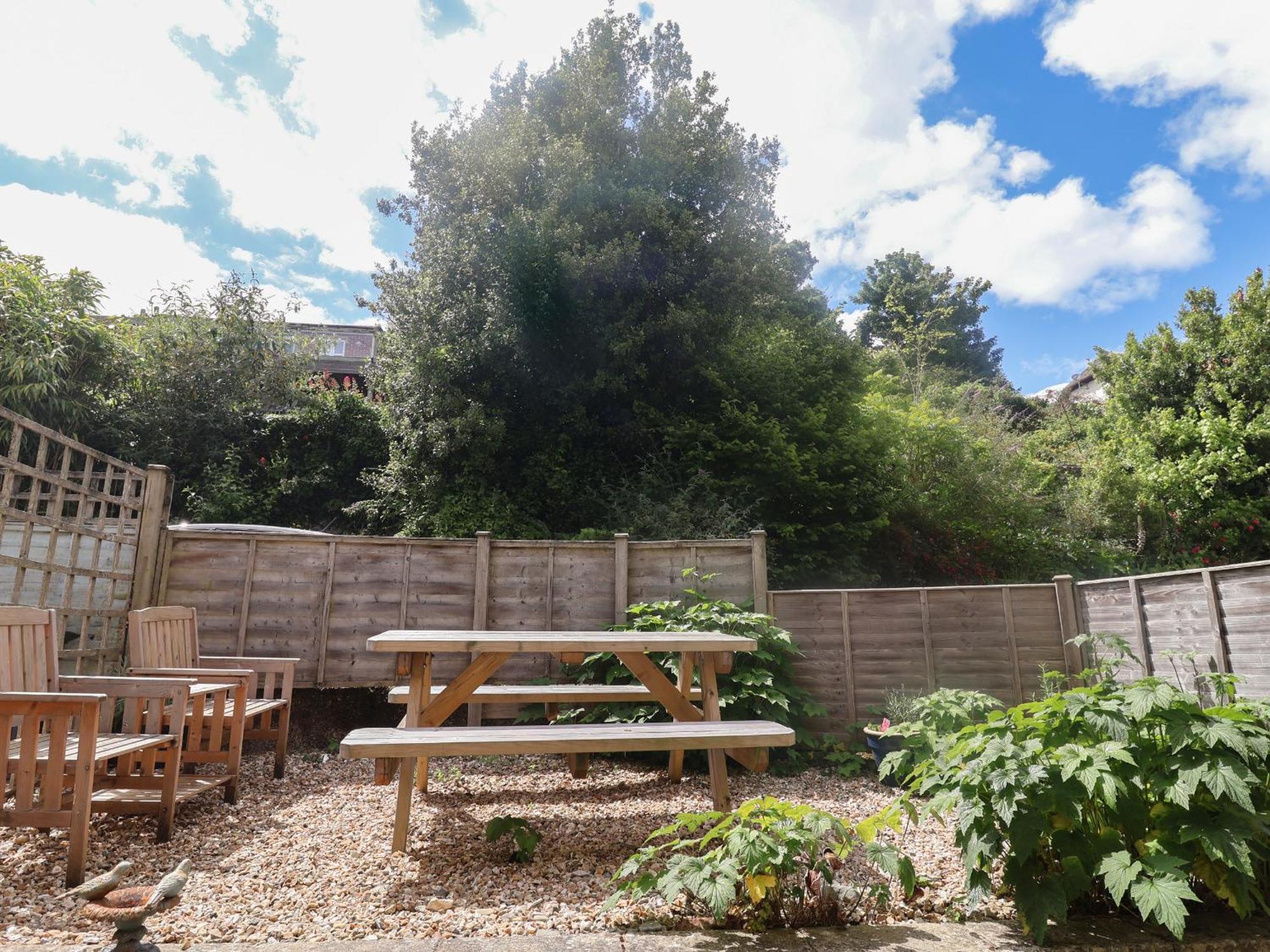 2 Kersbrook Gardens Holiday home