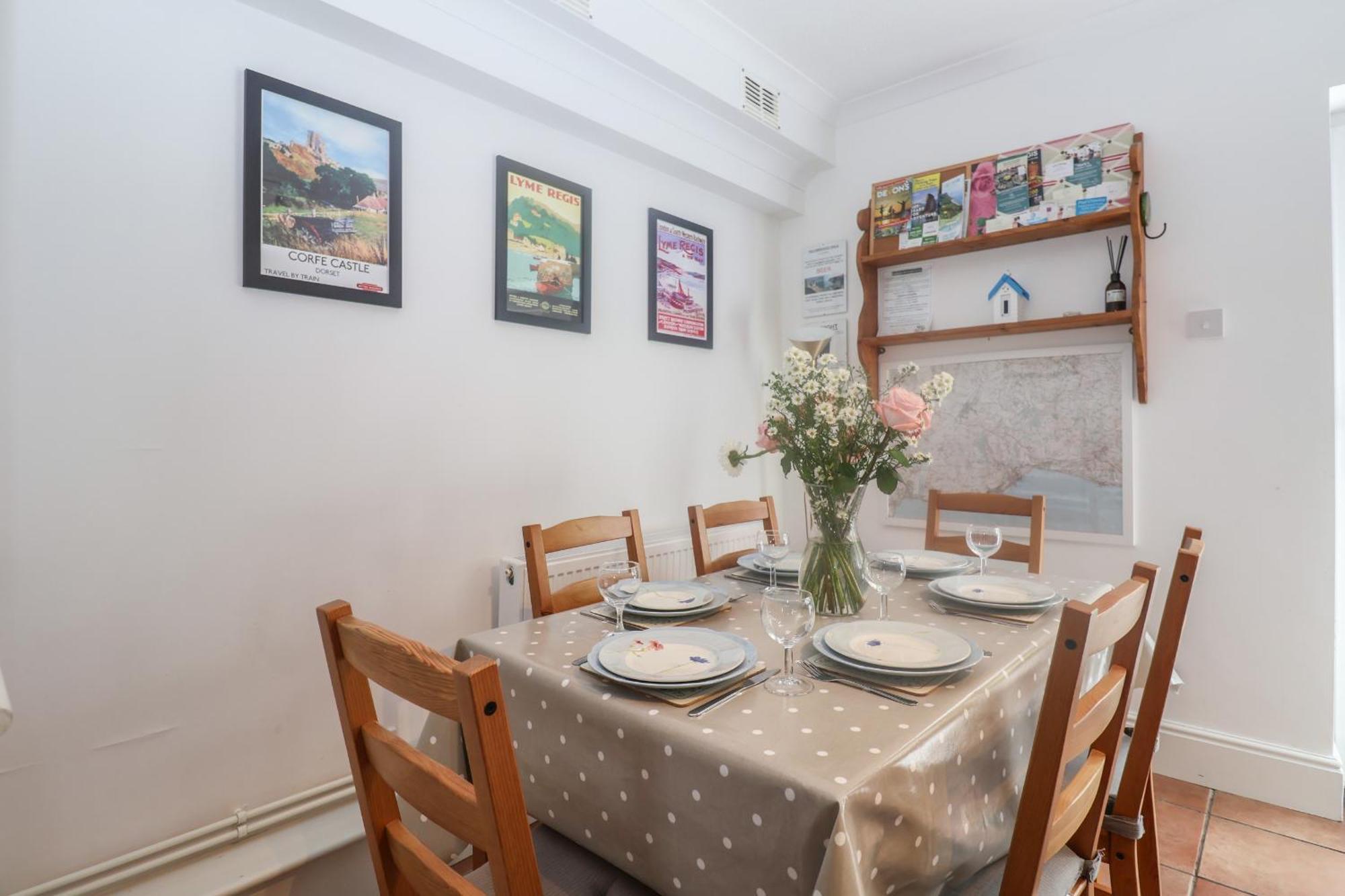 Holiday home 2 Kersbrook Gardens *