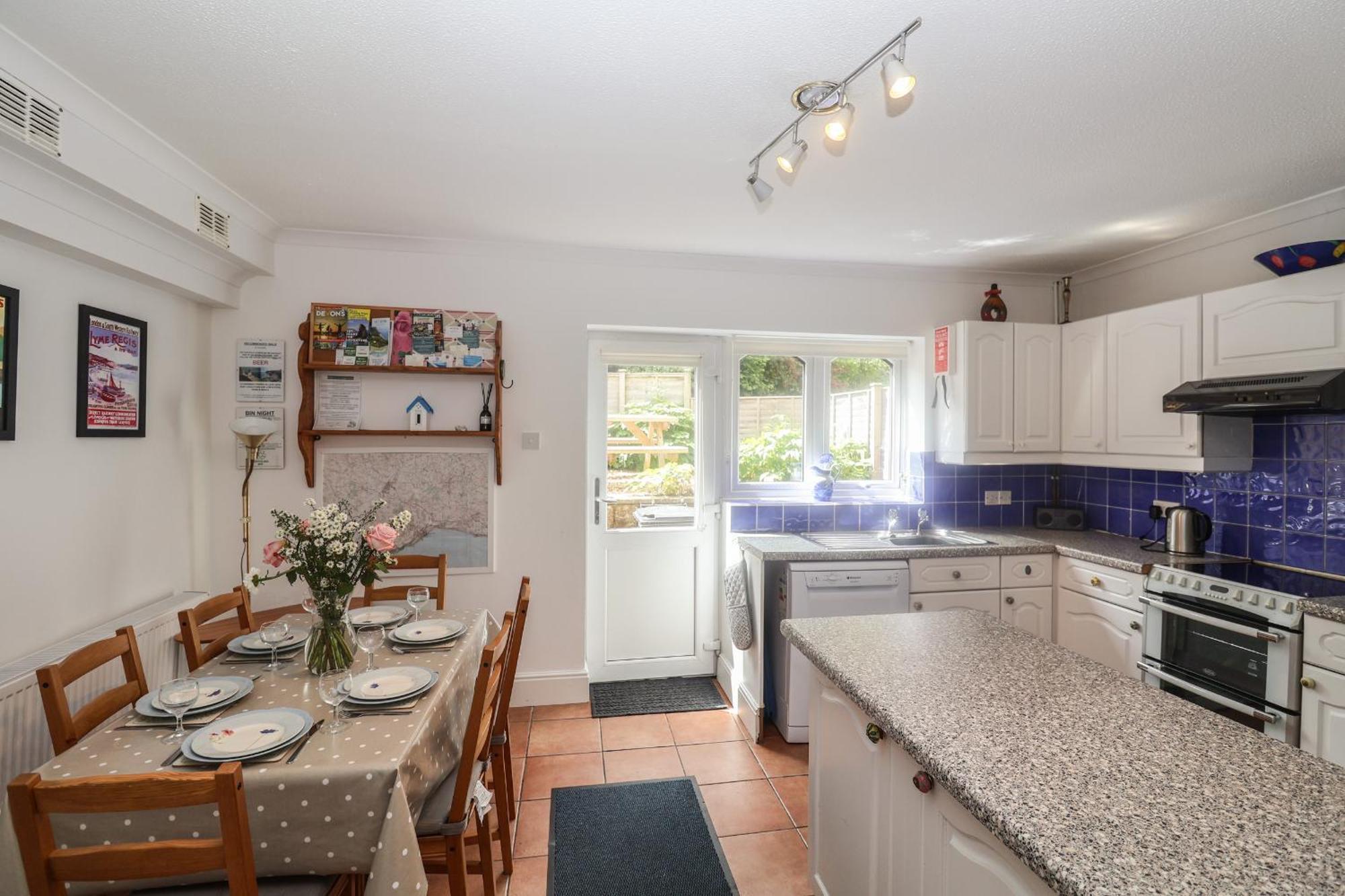 2 Kersbrook Gardens Holiday home Lyme Regis