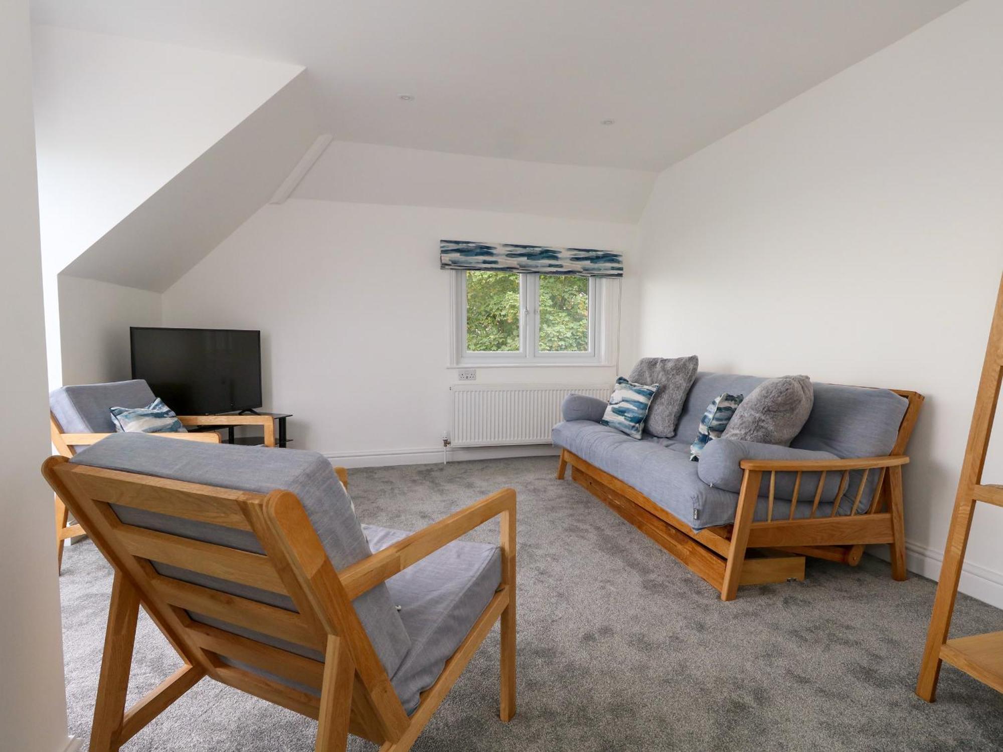 3 Harbour Heights * Lyme Regis