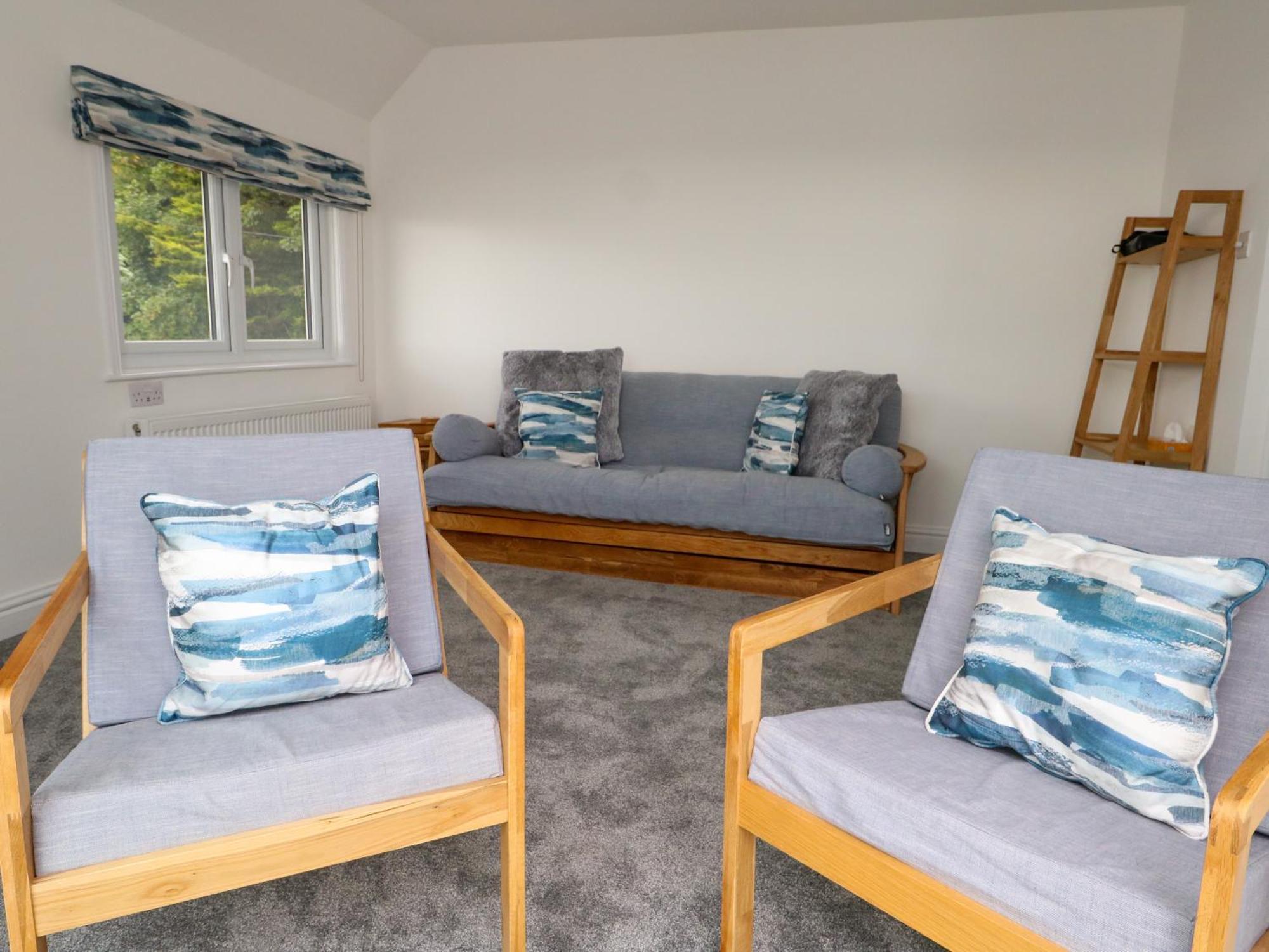 Apartment 3 Harbour Heights