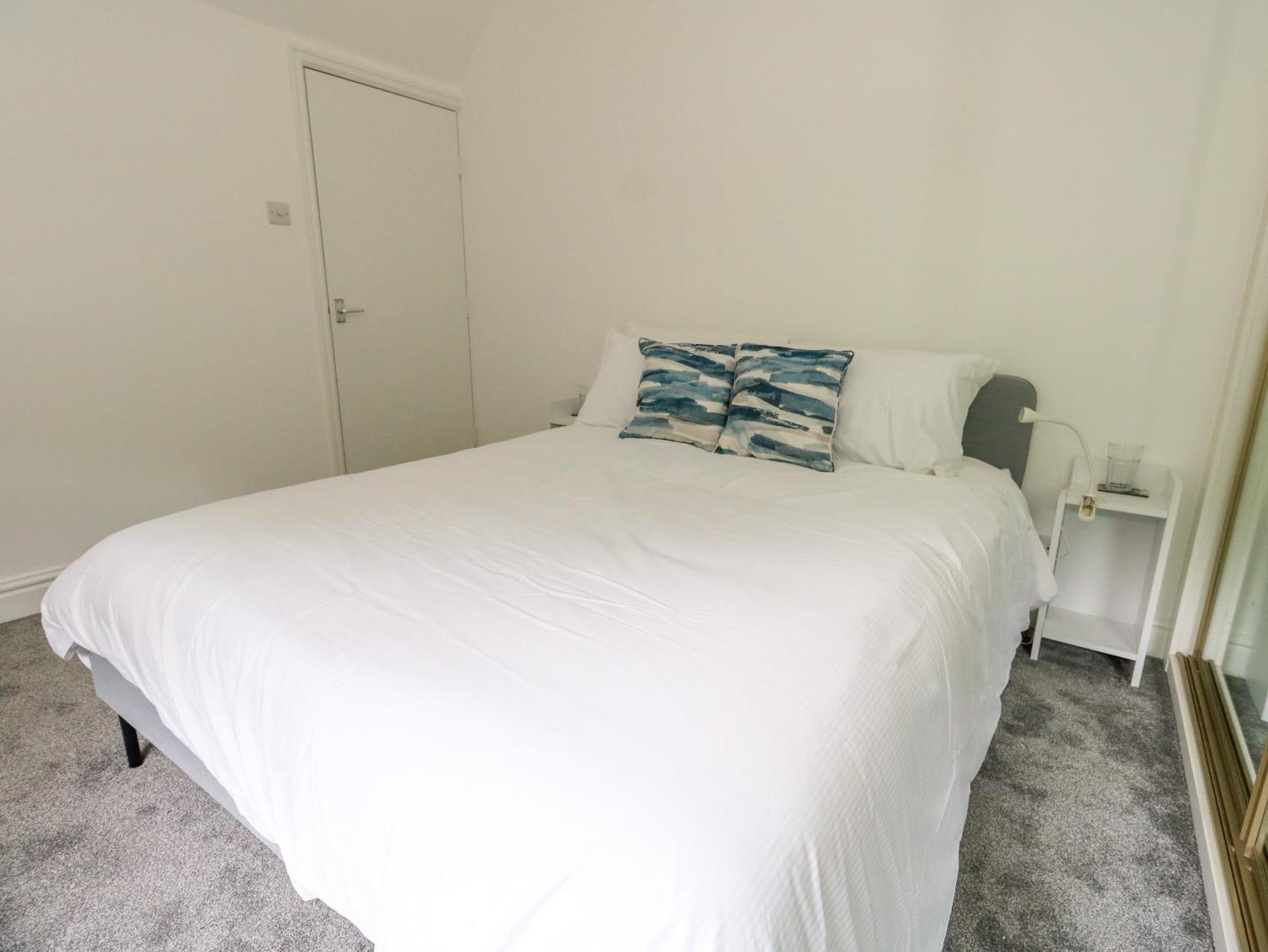Apartment 3 Harbour Heights