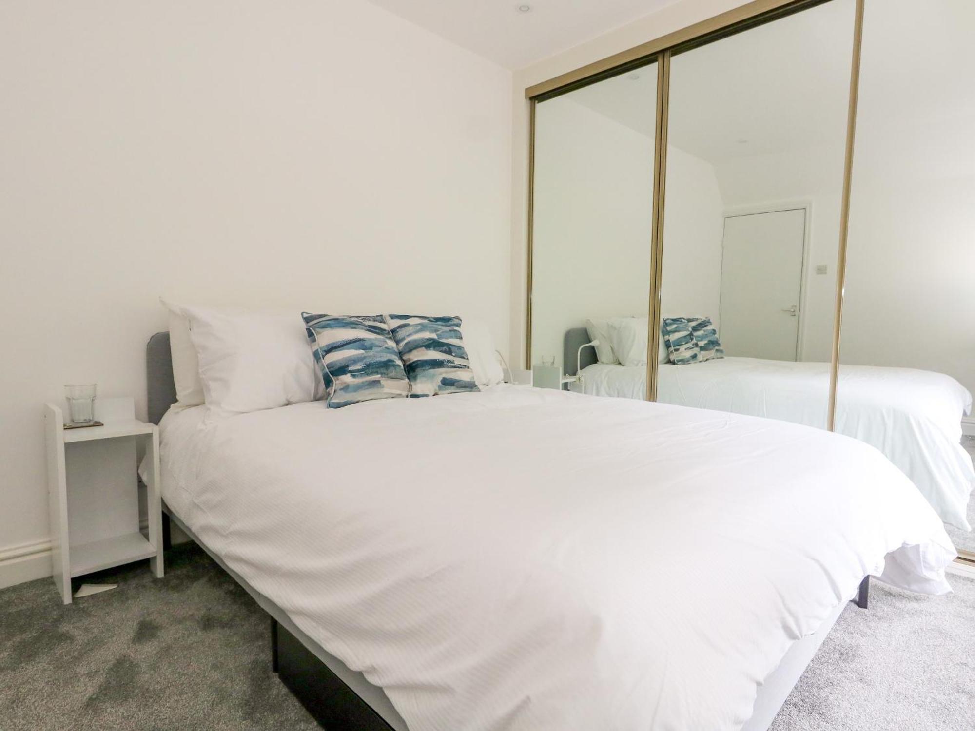 3 Harbour Heights *