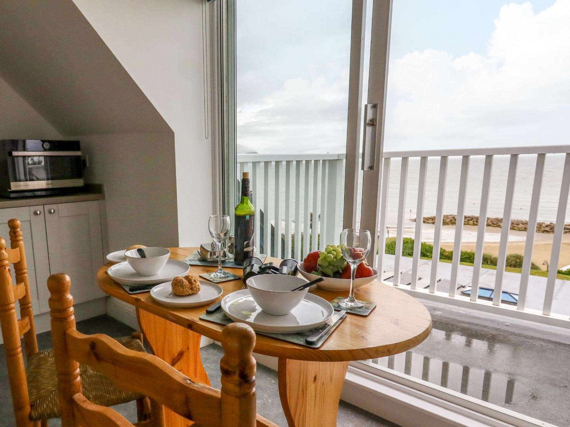 3 Harbour Heights * Lyme Regis