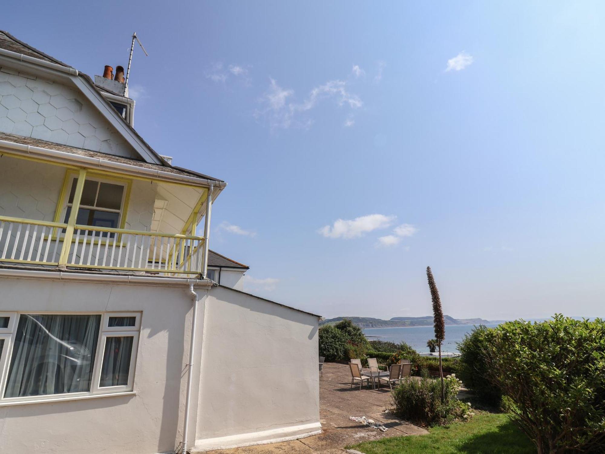 3 Harbour Heights Apartment Lyme Regis