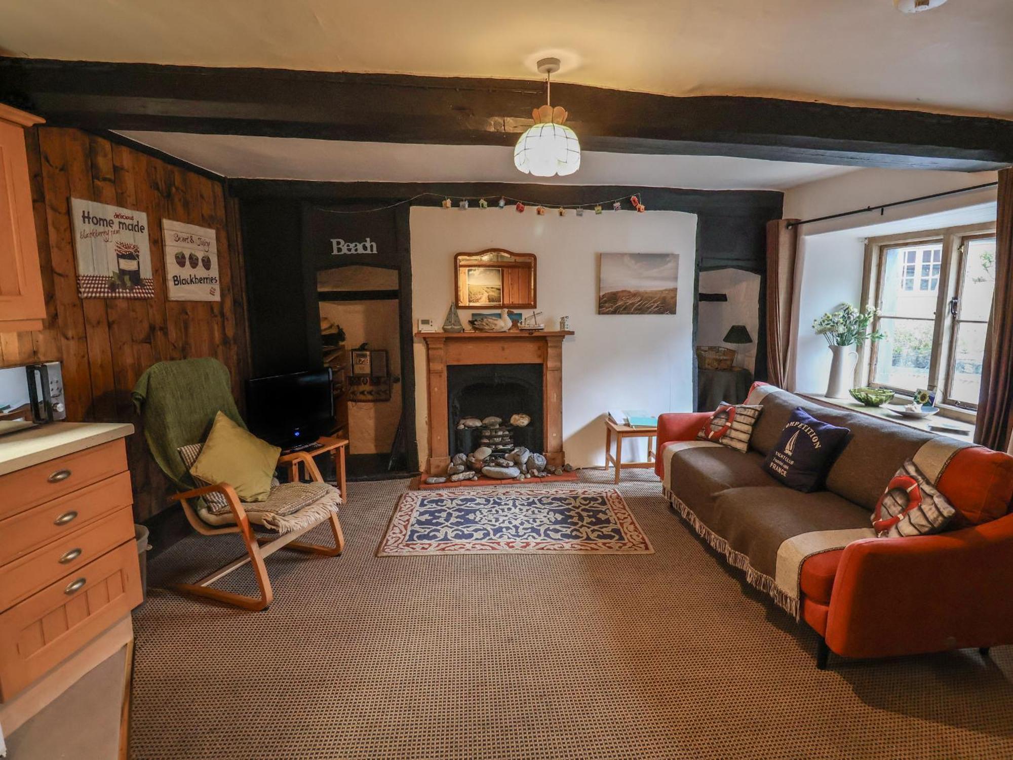Church View Apartment