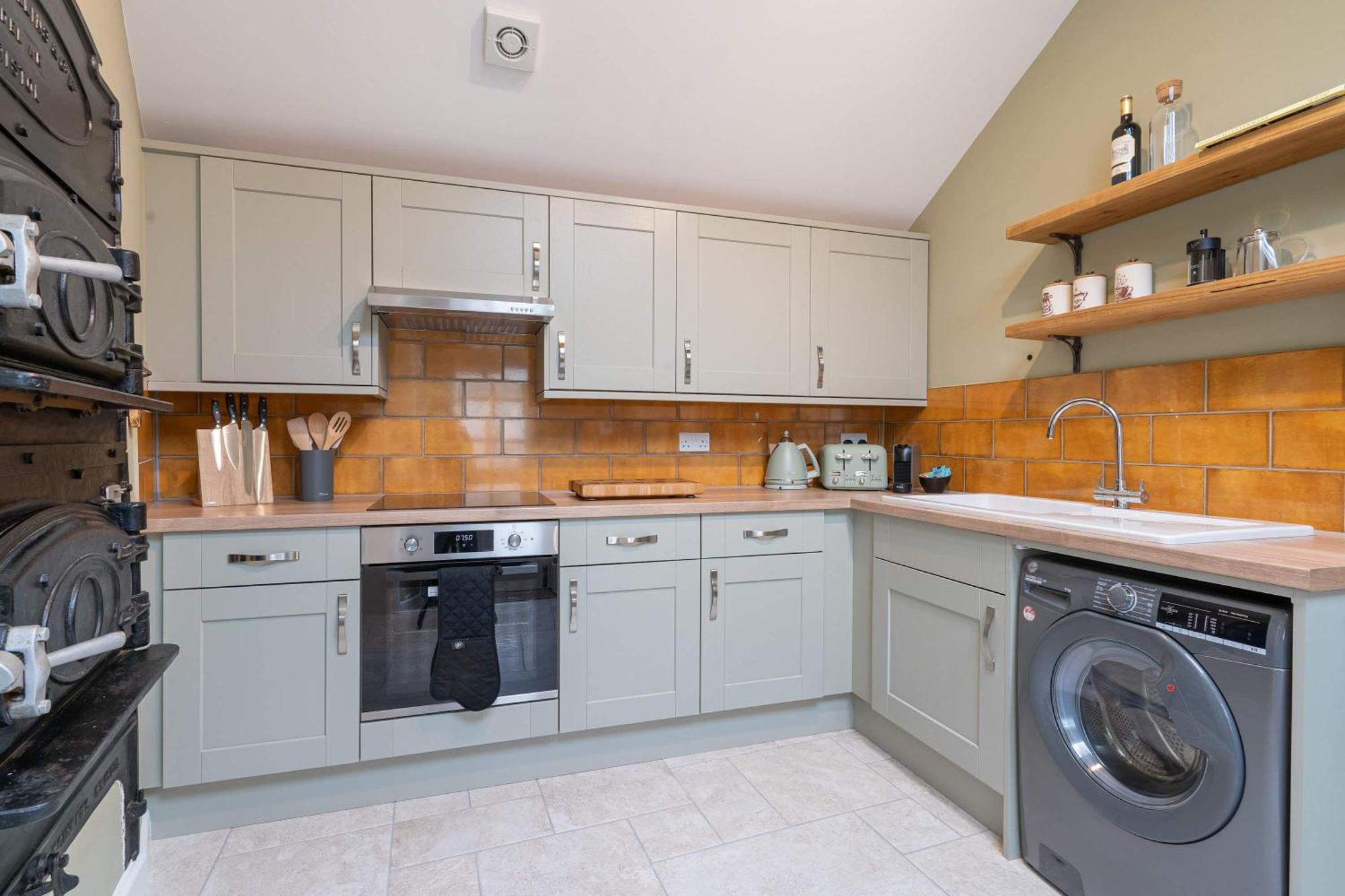 Host & - The Hideaway Lyme Regis