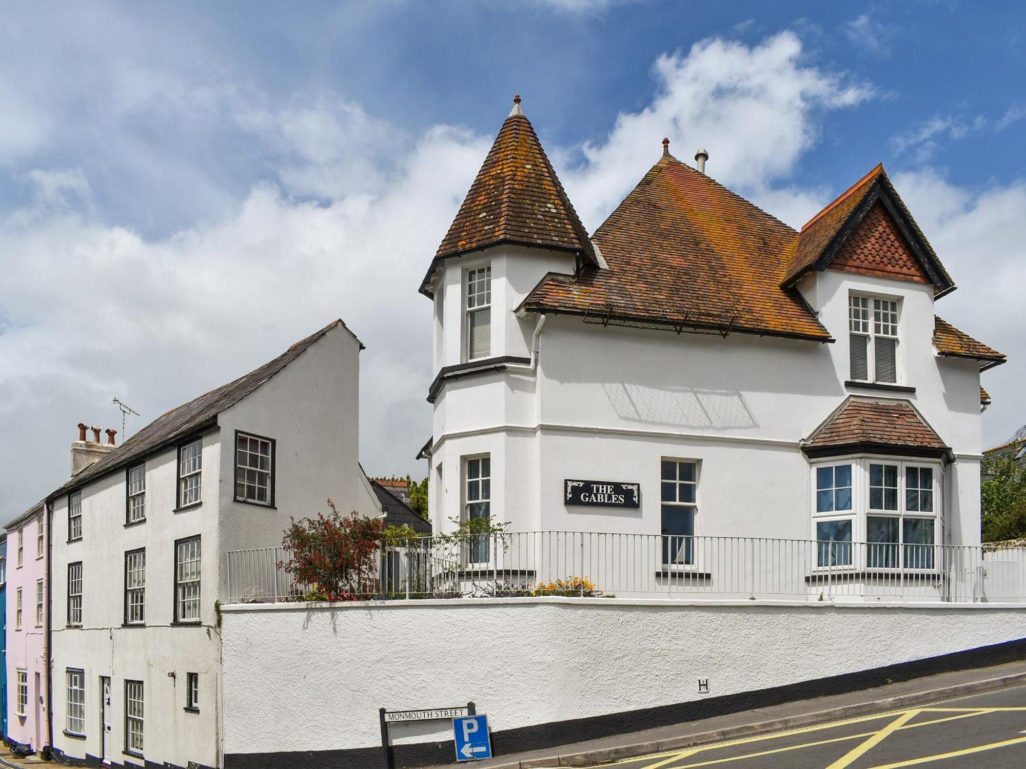 Lyme Gables * Lyme Regis