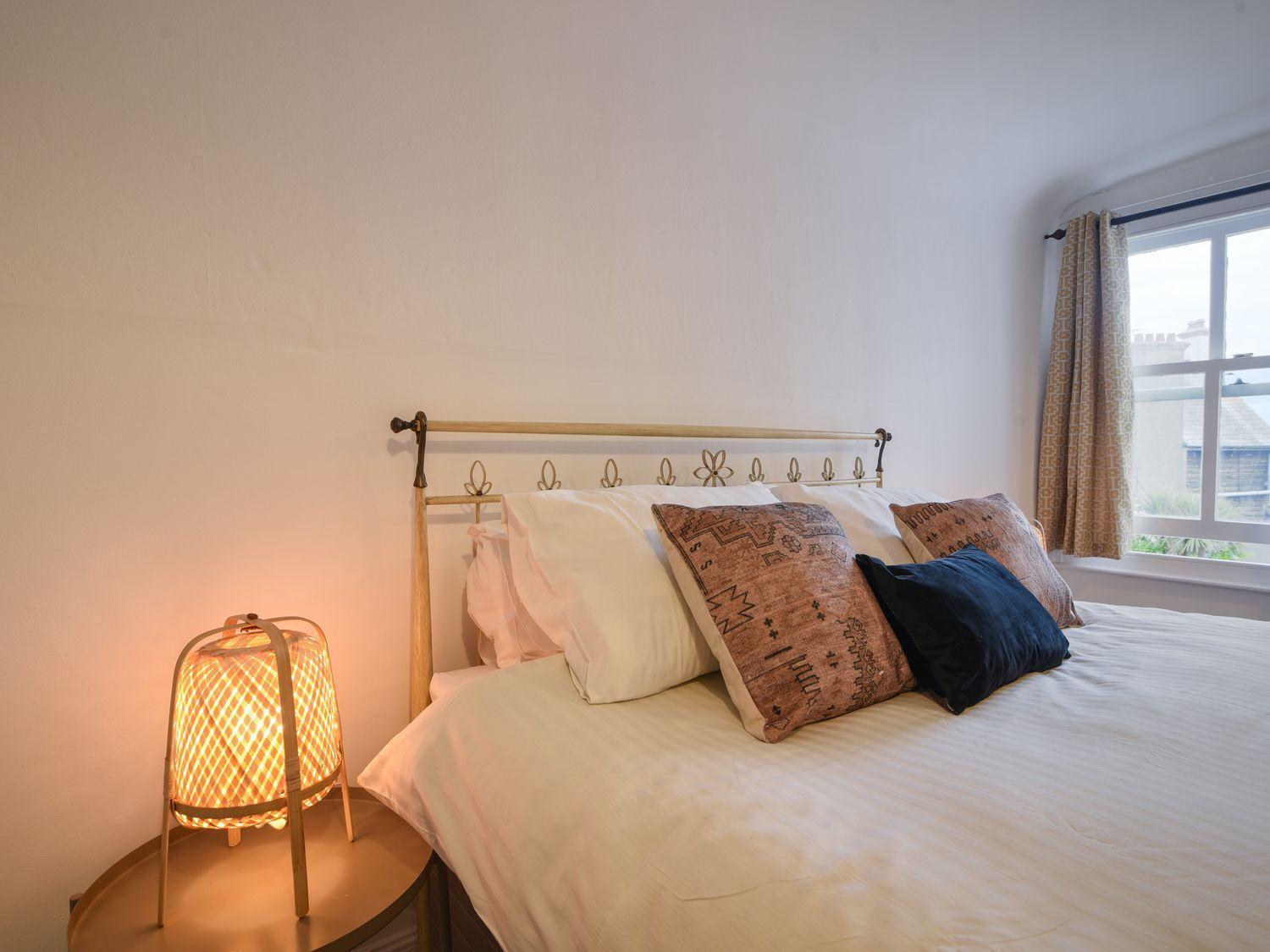The Annexe, St Agnes House Apartment Lyme Regis