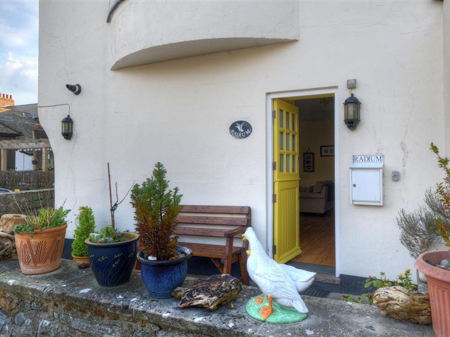 Apartment Radium Lyme Regis