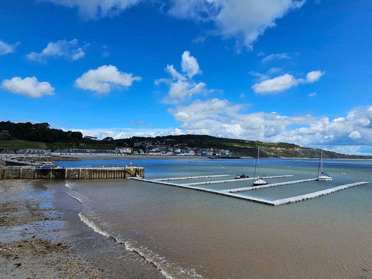 Dove Holiday home Lyme Regis
