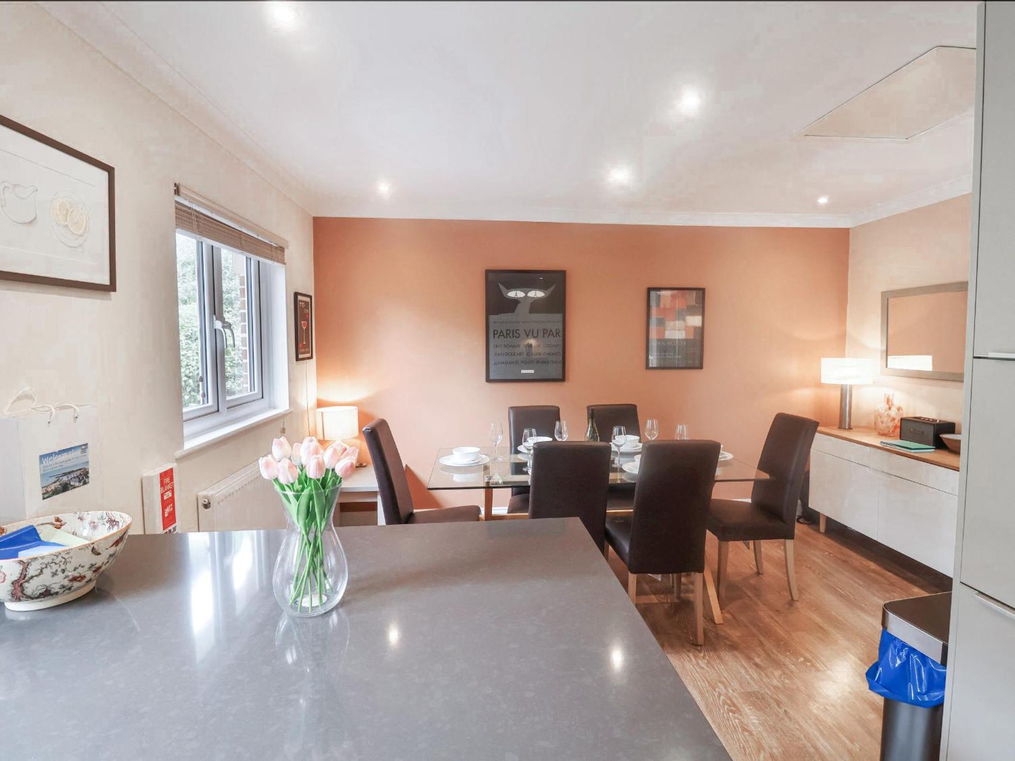 Holiday home 7 Coram Court