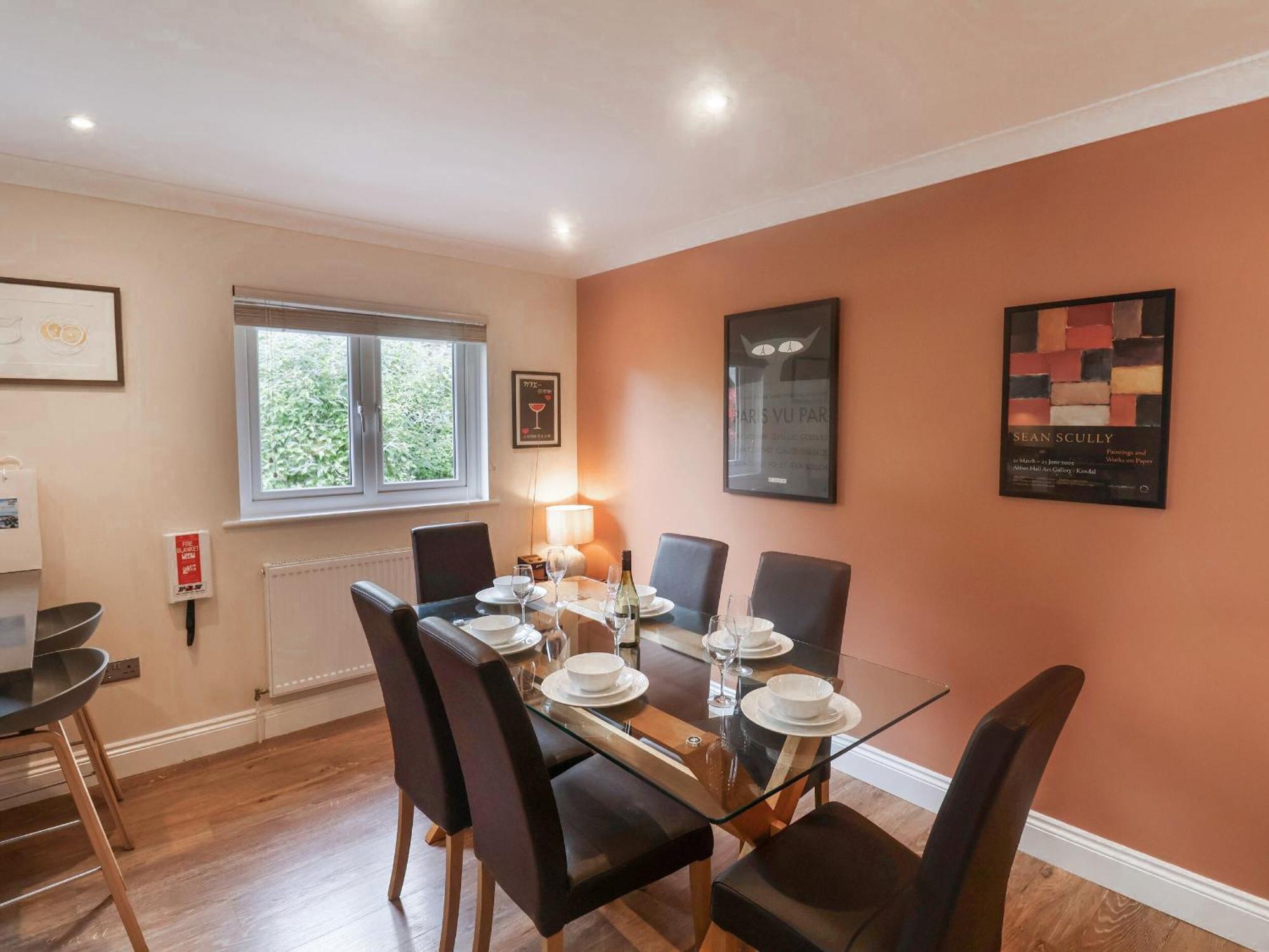 7 Coram Court * Lyme Regis