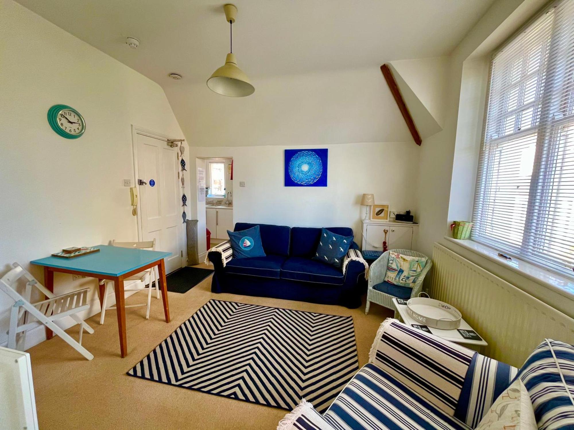 Renovated Period Seaside Flat