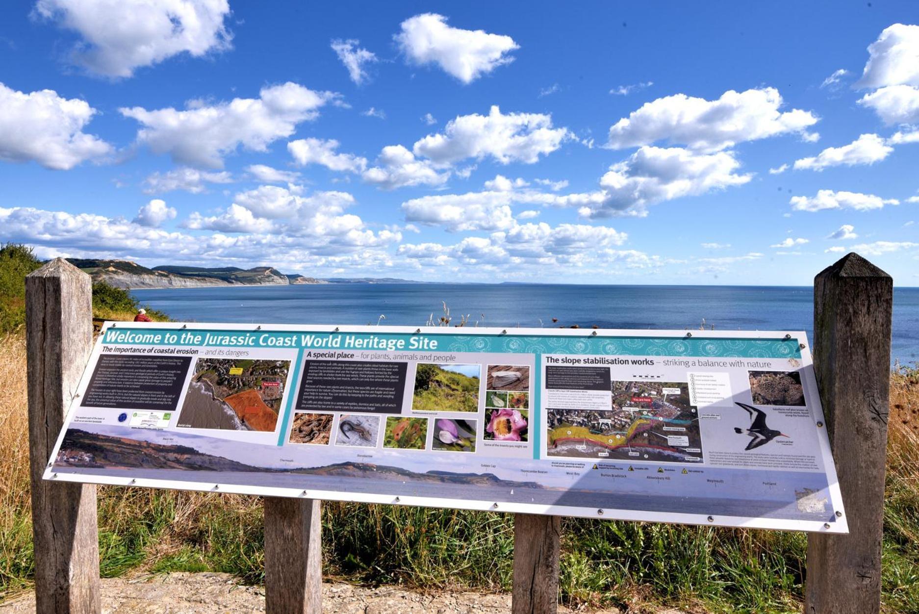 The At Redlands * Lyme Regis