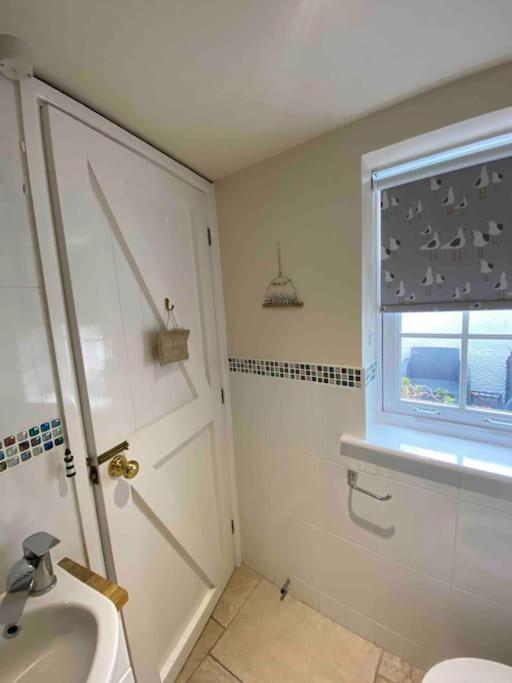 High End In Amazing Location. Only 1 Minute From The Sea! Beautifully Decorated 3 Level Home. 5* Reviews Holiday home *